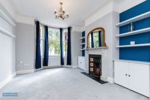 Sitting Room- click for photo gallery